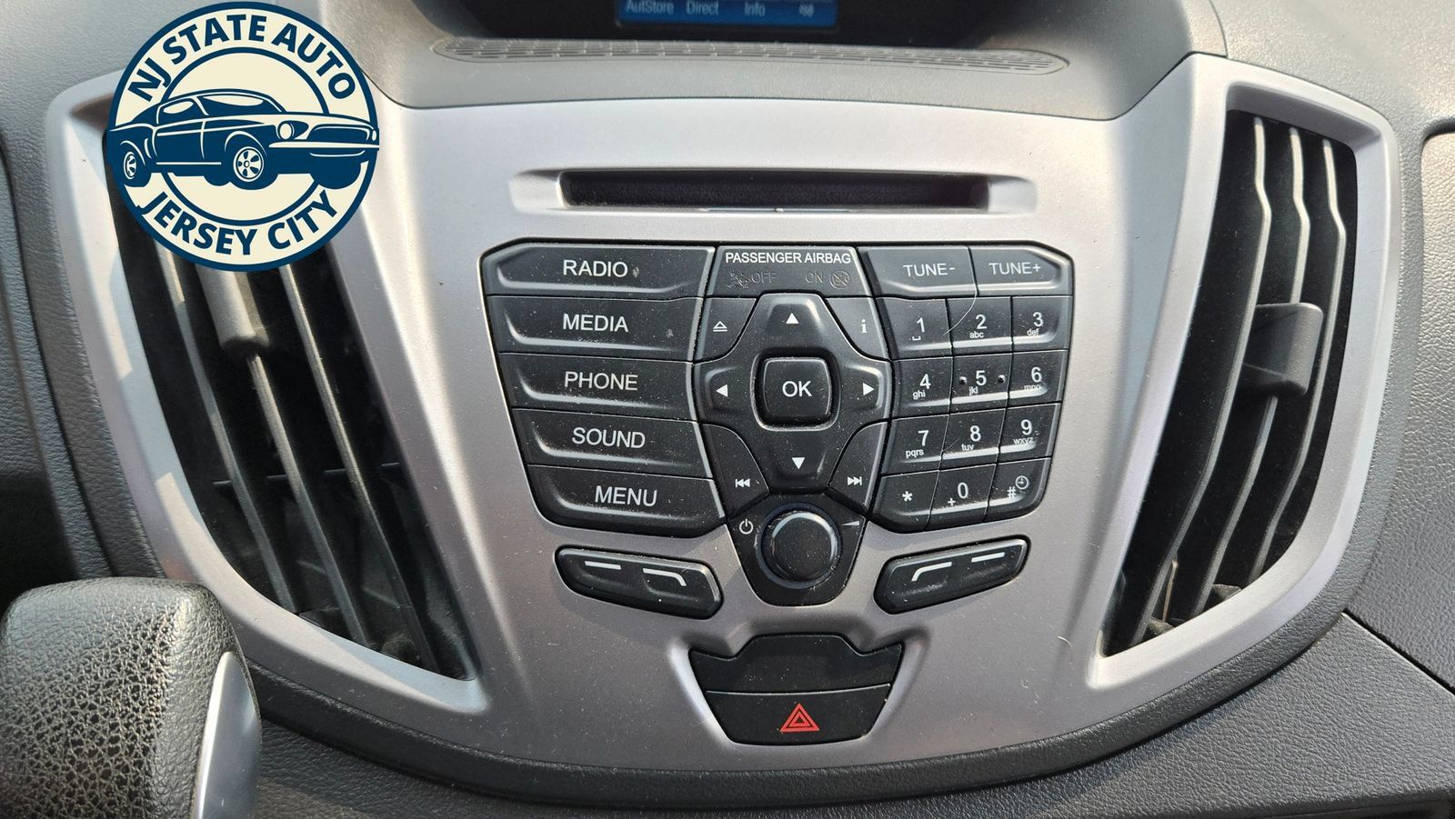 Used 2017 Ford Transit 250 130 Low Roof w/ Premium Package RWD image 18