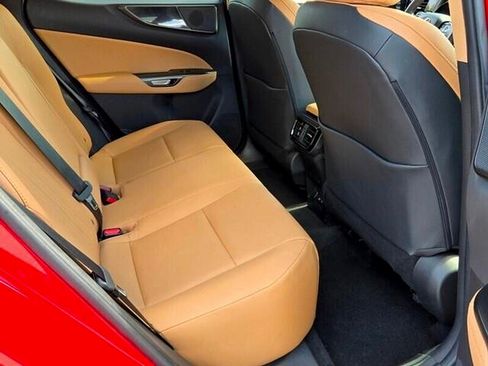 Used 2024 Lexus NX 250 FWD w/ Towing Package (2000 Lbs) image 15