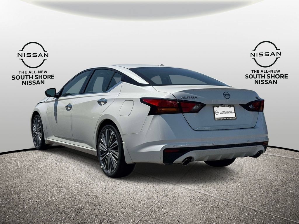 Certified 2025 Nissan Altima 2.5 SL FWD image 7