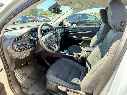 Used 2023 Chevrolet Bolt EUV LT image 15