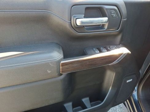 Certified 2021 Chevrolet Silverado 1500 LT Trail Boss w/ Convenience Package II image 12