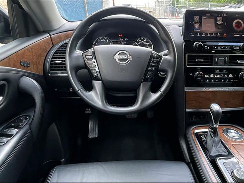 Used 2022 Nissan Armada SL w/ Captain's Chairs Package RWD image 6