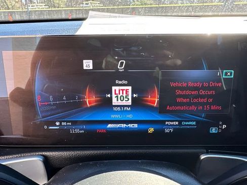 Used 2025 Mercedes-Benz GLB 35 AMG 4MATIC image 31