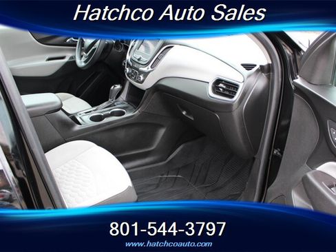 Used 2021 Chevrolet Equinox LS w/ LS Convenience Package AWD/4WD image 19