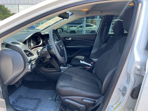 Used 2016 Dodge Dart SE w/ Convenience Group FWD image 11