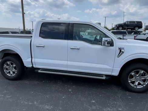 Used 2023 Ford F150 Lariat w/ Trailer Tow Package AWD/4WD image 3