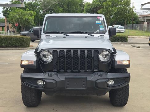 Used 2022 Jeep Gladiator Sport AWD/4WD image 8