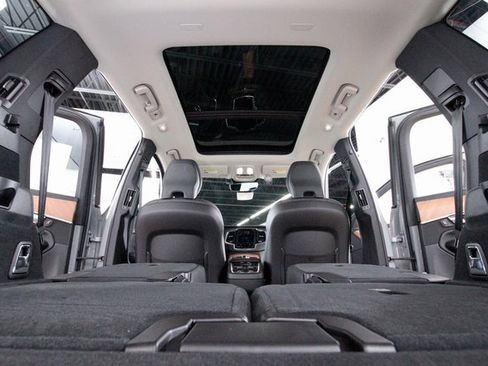 Certified 2025 Volvo XC90 B6 Plus w/ Protection Package Premier image 36