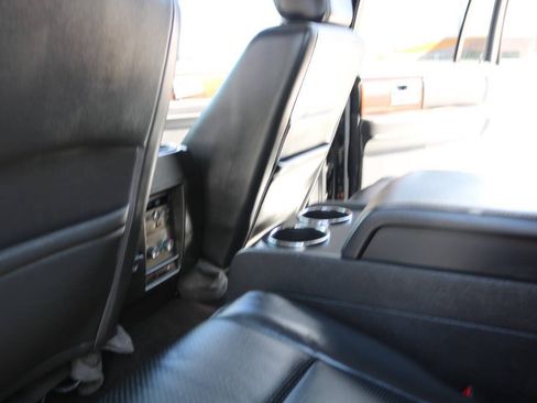 Used 2014 Lincoln Navigator 2WD image 21