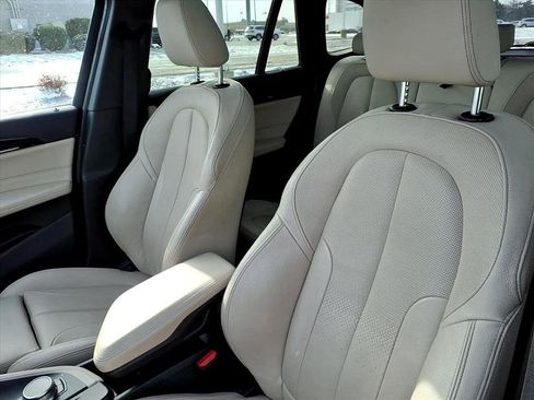 Used 2019 BMW X1 xDrive28i w/ Convenience Package image 15