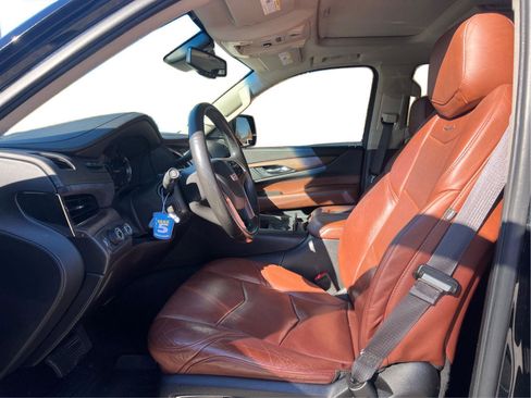Used 2016 Cadillac Escalade Premium image 6