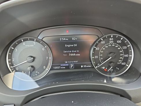 Used 2023 INFINITI QX50 Luxe FWD image 23
