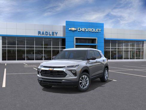 New 2026 Chevrolet TrailBlazer LS w/ LS Convenience Package FWD image 8