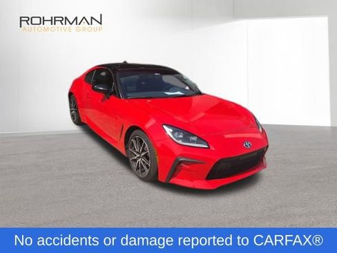 Certified 2022 Toyota GR86 w/ ALL Weather Mat Package (TMS) RWD image 3