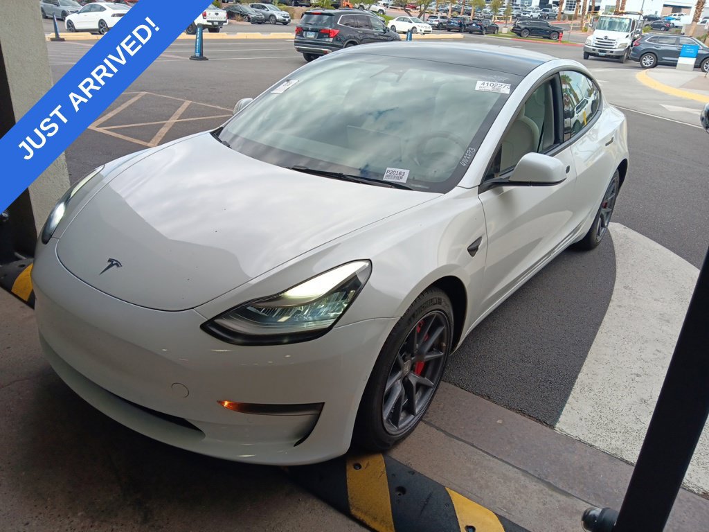 Used 2022 Tesla Model 3 Standard Range RWD image 1
