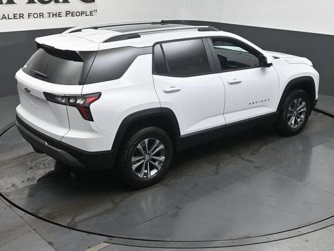 New 2027 Chevrolet Equinox LT w/ Convenience Package II FWD image 18