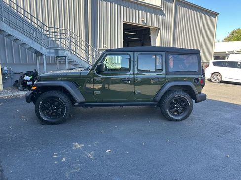 Used 2022 Jeep Wrangler Unlimited Sport image 6