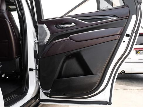 Used 2023 Cadillac Escalade Sport Platinum RWD image 51