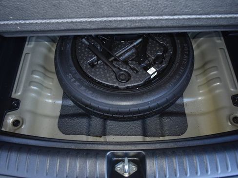 Used 2021 Kia Seltos SX w/ SX Sunroof Package image 39