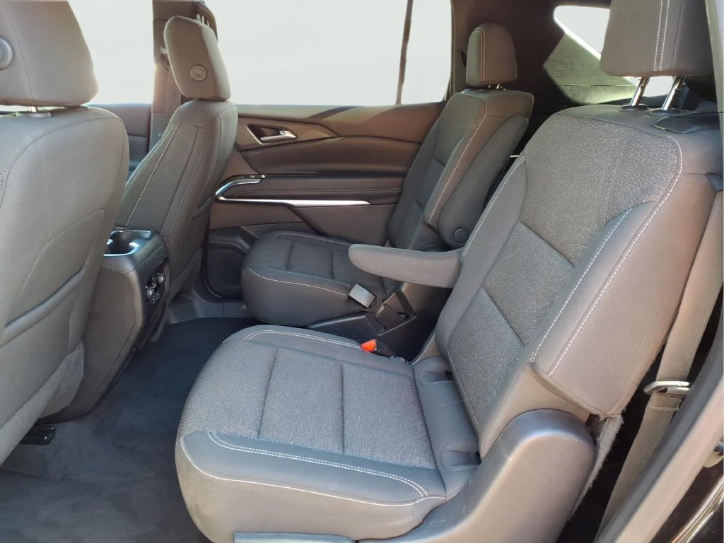 Used 2024 Chevrolet Traverse LT FWD image 21