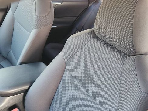 Used 2025 Toyota RAV4 LE AWD/4WD image 24