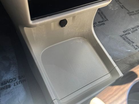 Used 2020 Toyota Sienna XLE w/ XLE Navigation Package AWD/4WD image 31