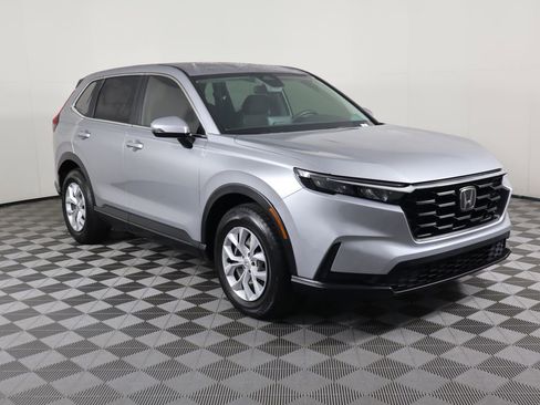 Certified 2024 Honda CR-V LX image 3