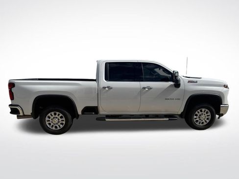 Used 2024 Chevrolet Silverado 2500 LTZ w/ LTZ Convenience Package AWD/4WD image 9