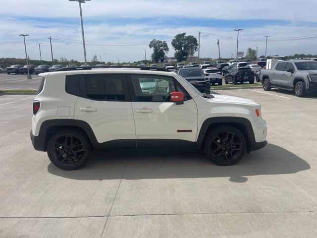 Used 2020 Jeep Renegade Latitude FWD image 2