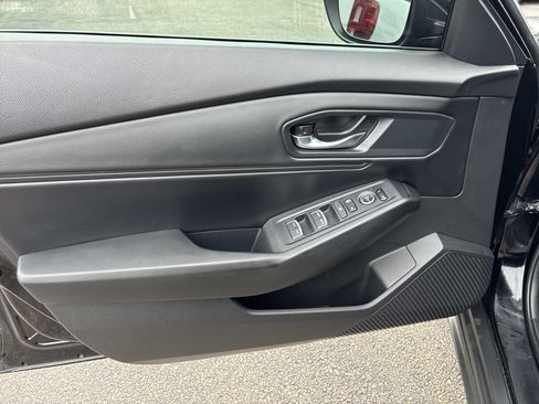Used 2023 Honda Accord EX image 18