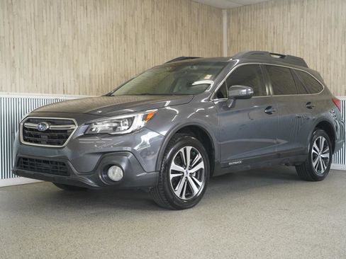 Used 2019 Subaru Outback 3.6R Limited AWD/4WD image 4