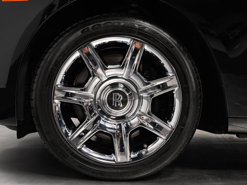 Used 2012 Rolls-Royce Ghost RWD image 60