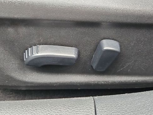 Used 2024 Nissan Altima 2.5 SV image 16