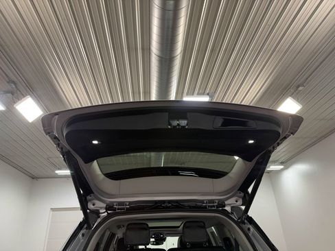 Used 2023 Jeep Grand Cherokee L Limited AWD/4WD image 76