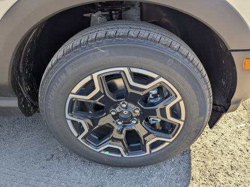 New 2025 Ford Bronco Sport Outer Banks image 11