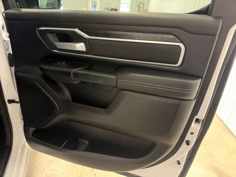 Used 2023 RAM 1500 Big Horn AWD/4WD image 26
