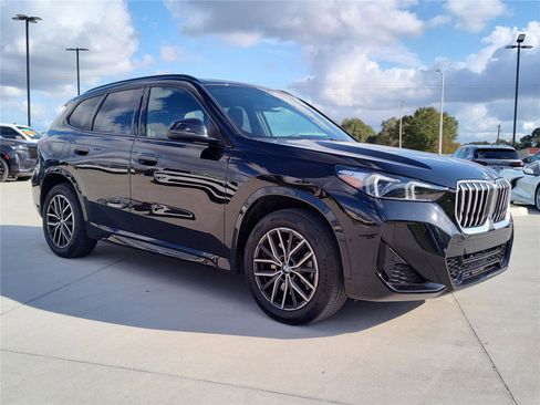 Certified 2025 BMW X1 xDrive28i image 10