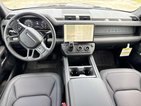 New 2026 Land Rover Defender 110 S AWD/4WD image 9