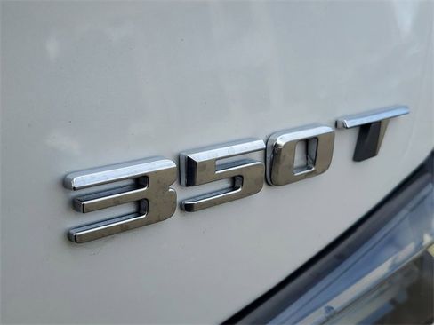 Certified 2025 Cadillac XT4 Sport image 8