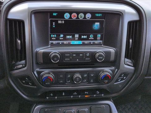 Used 2017 Chevrolet Silverado 1500 LTZ AWD/4WD image 20