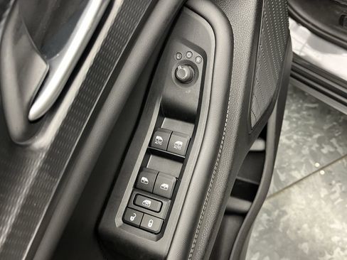 Used 2023 Jeep Grand Cherokee Altitude AWD/4WD image 8