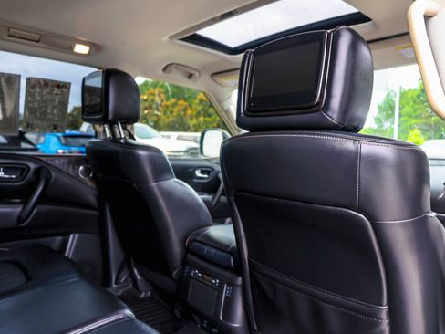 Used 2021 Nissan Armada Platinum RWD image 12