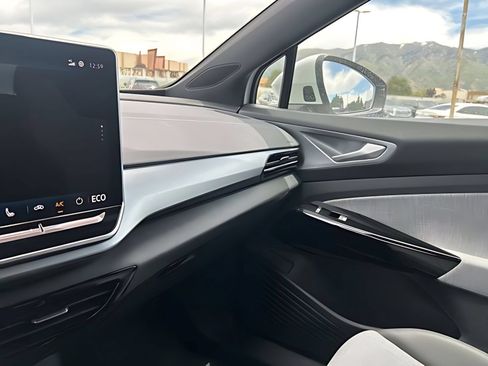 New 2026 Volkswagen ID.4 Pro AWD/4WD image 31