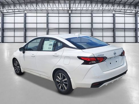 New 2025 Nissan Versa SV w/ Trunk Package FWD image 5