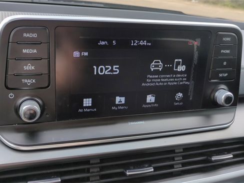 Used 2020 Kia Telluride S w/ S 8 Passenger Seating Package image 19