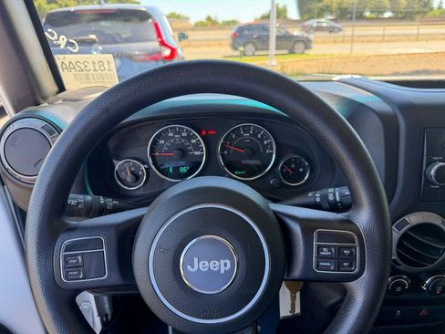 Used 2016 Jeep Wrangler Unlimited Sport AWD/4WD image 16