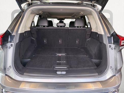 Certified 2024 Nissan Rogue Platinum w/ Platinum Premium Package FWD image 15