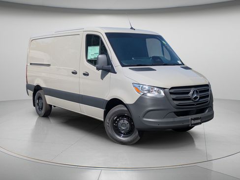 New 2026 Mercedes-Benz Sprinter 2500 image 13