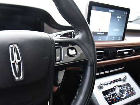 Used 2023 Lincoln Aviator Reserve w/ Equipment Group 201A AWD/4WD image 36