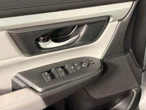 Certified 2018 Honda CR-V LX image 19